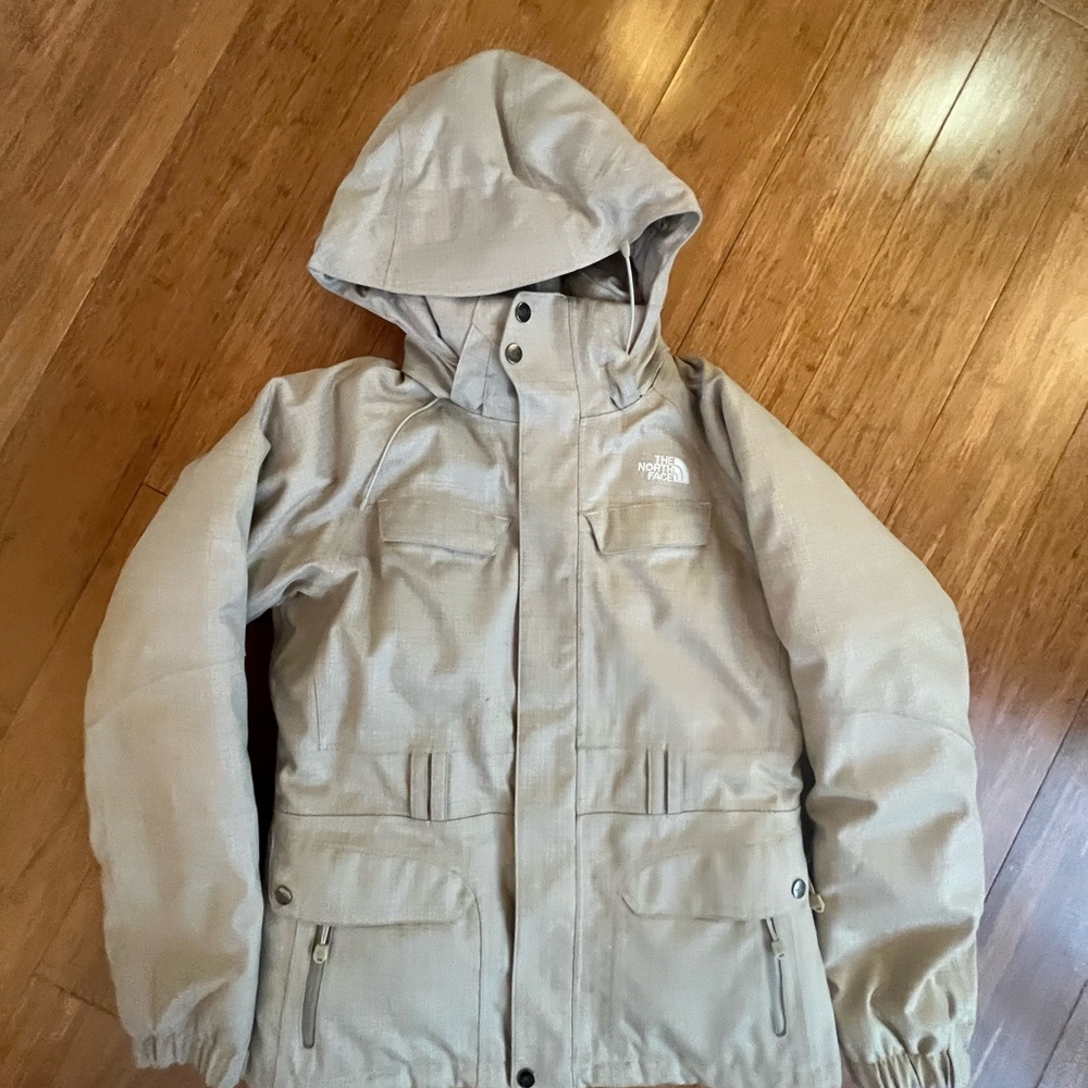 North Face insulated ski jacket. Size women’s S